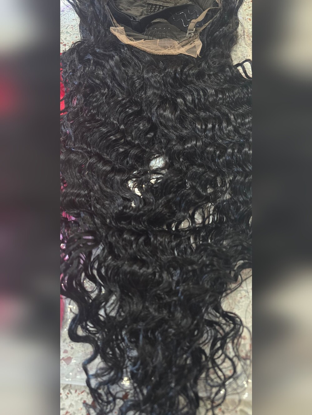 Lace Front Curly Wig — Black Natural Wave 20" - Picture 9 of 9